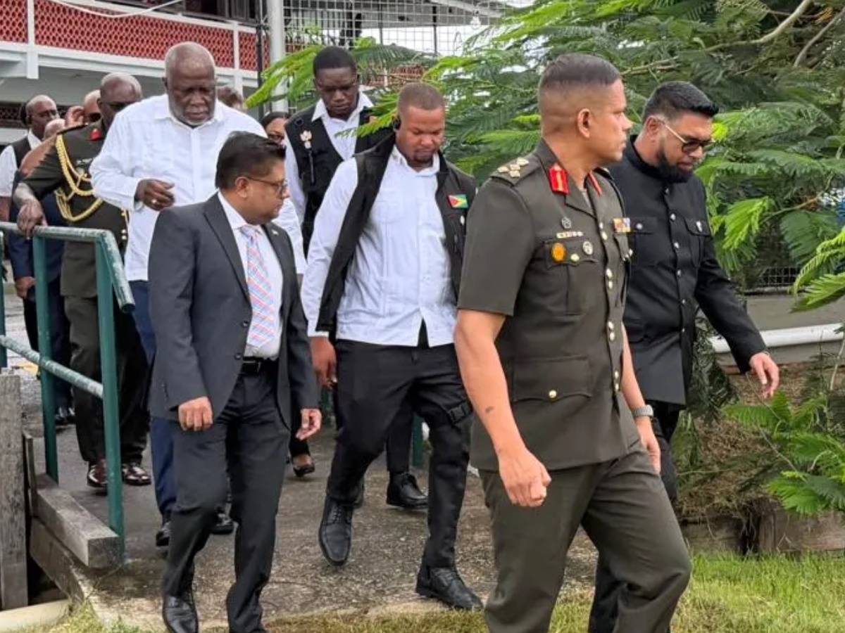 collage 2026 02 05T133048.985