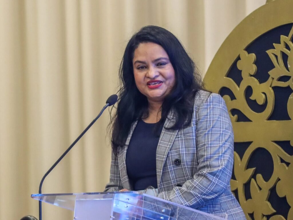 collage 2026 03 06T184743.572