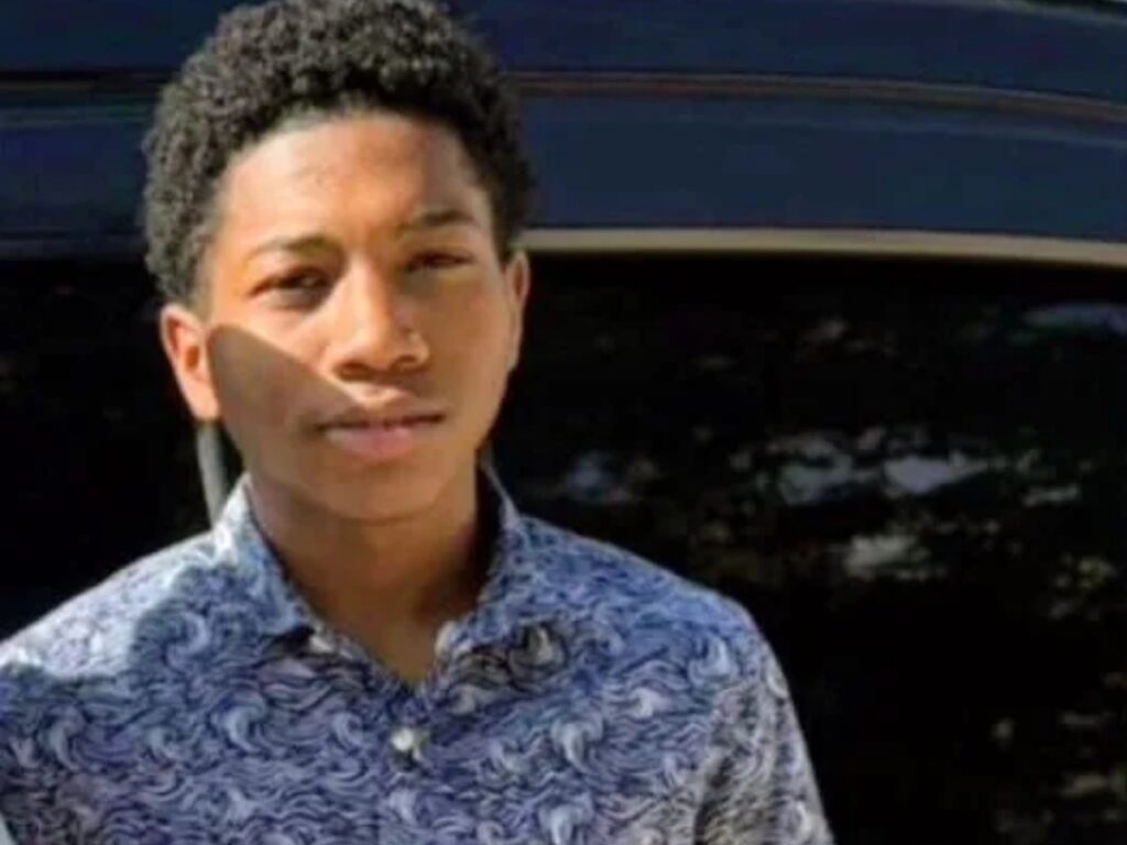 collage 2026 04 10T200218.836