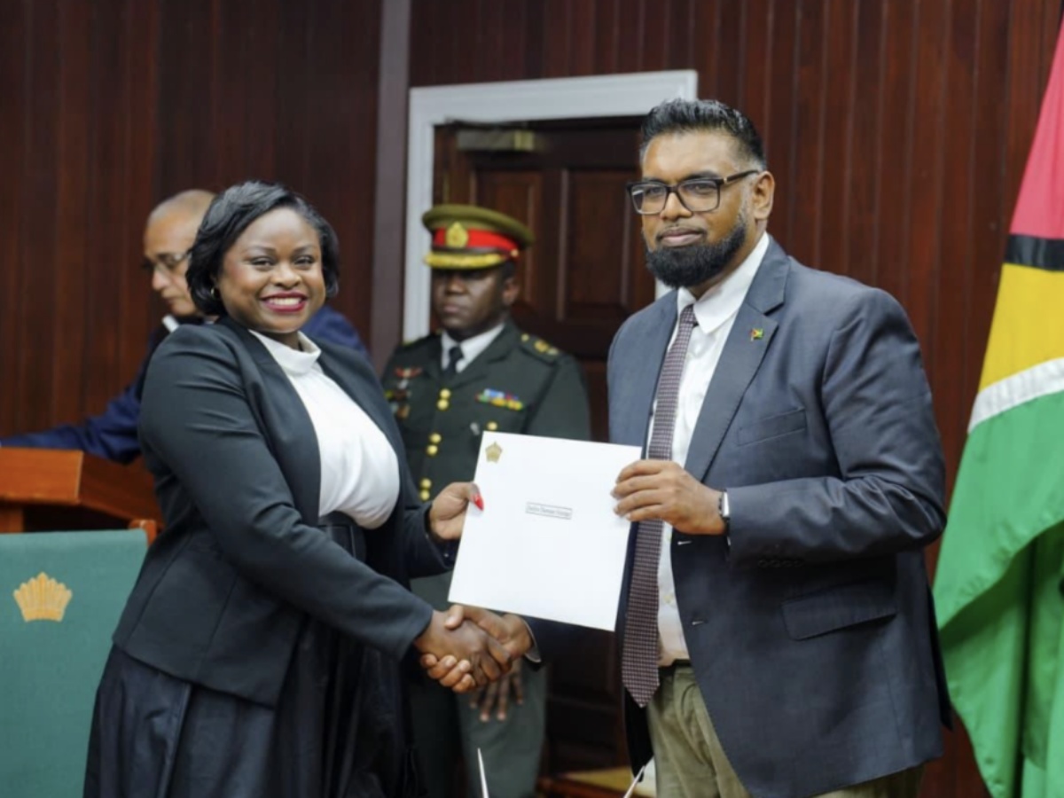 collage 2026 04 14T195011.158