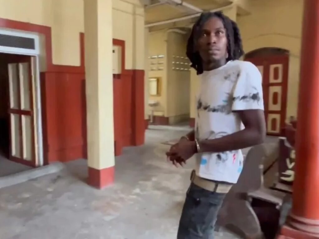 collage 2026 04 17T201321.971